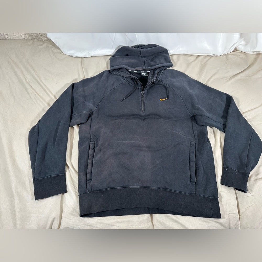 Nike SB Hoodie Large SB Skateboarding Gold Logo Swoosh Pocket Faded Black Y2K